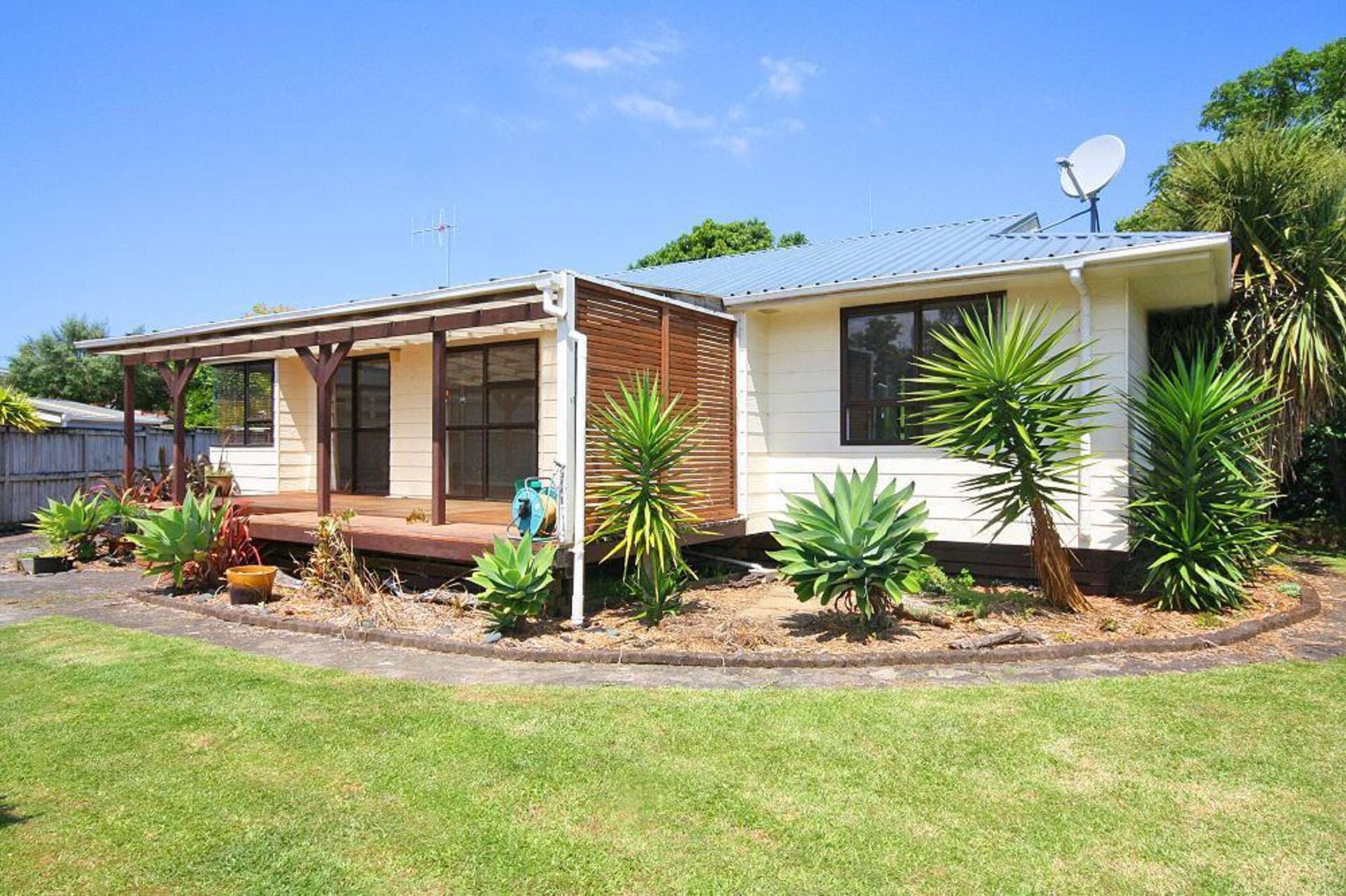 118 Waverley Place Whangamata_0