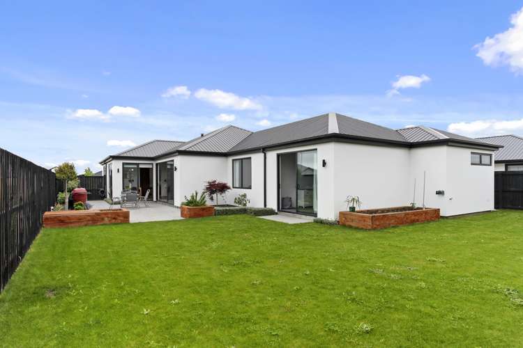 32 Brusio Drive Wigram_15