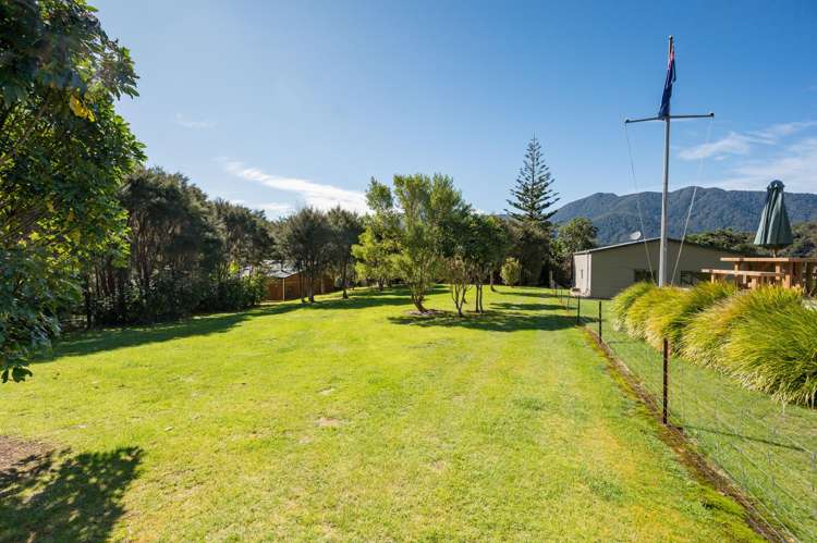 4 Worlds End Road Tennyson_6