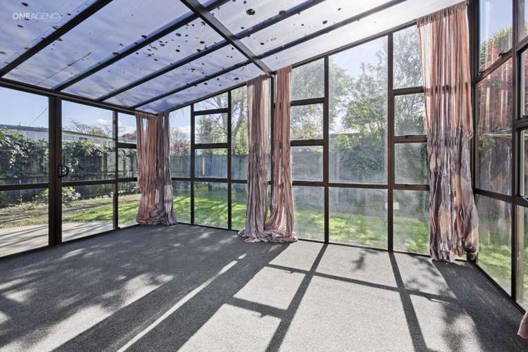 2/40a Bounty Street Bryndwr_9