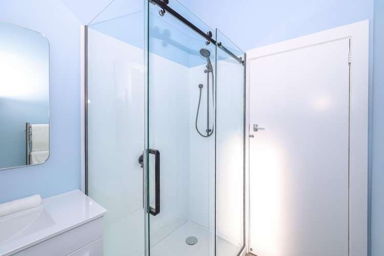 240 Bay View Road South Dunedin_17