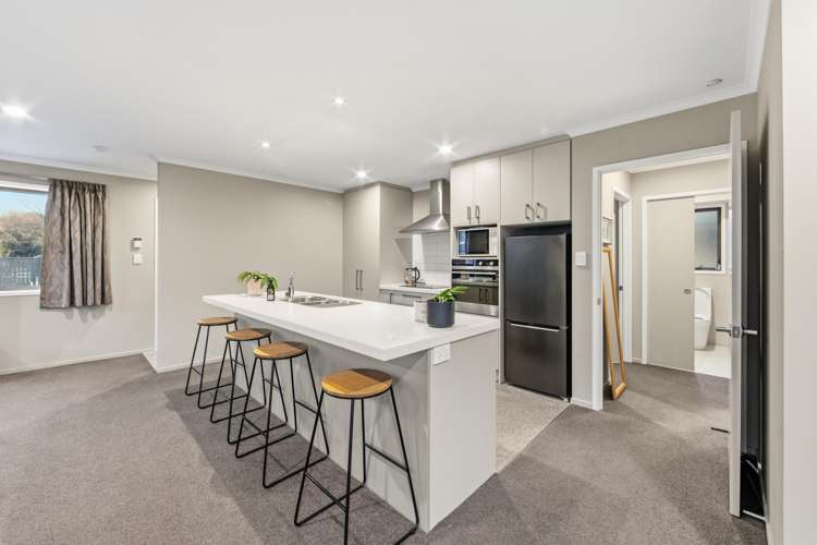 5 Royalist Avenue_5