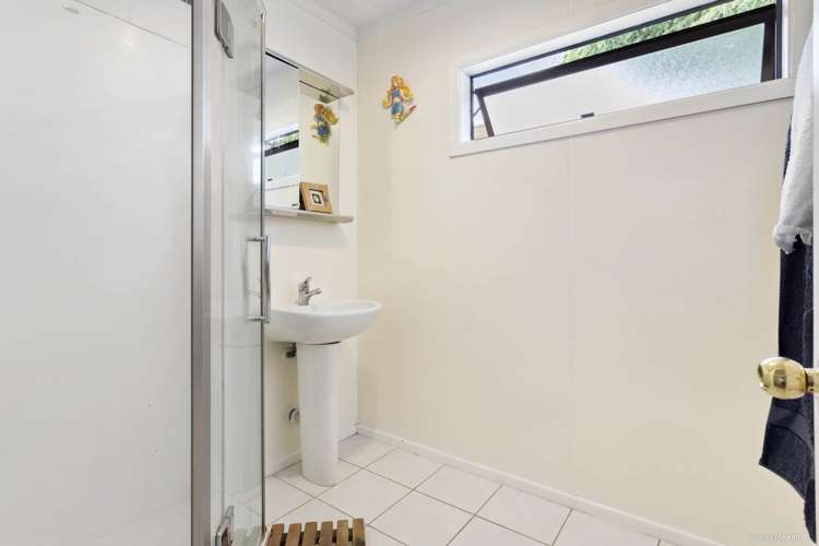 51 Sabulite Road Kelston_11