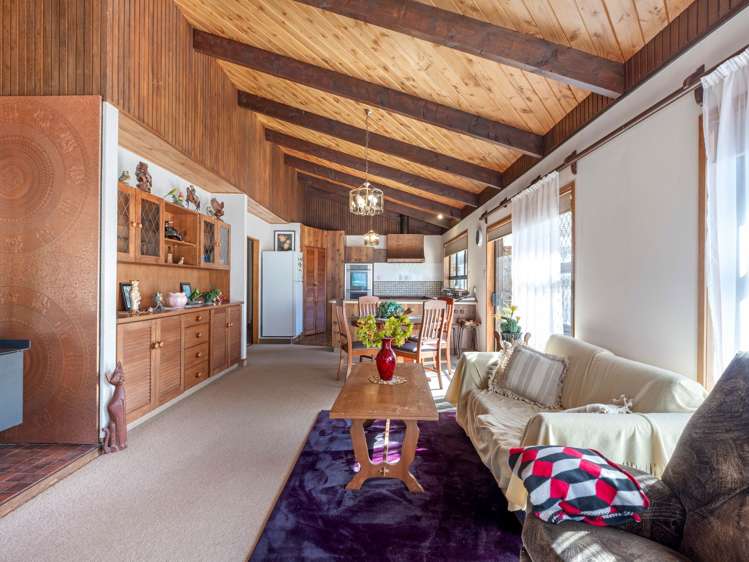 242 Baylys Coast Road Dargaville_8