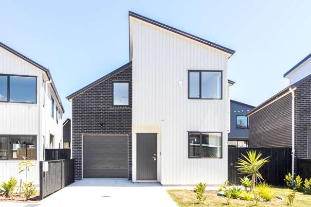 Contemporary Living in the Heart of Huapai