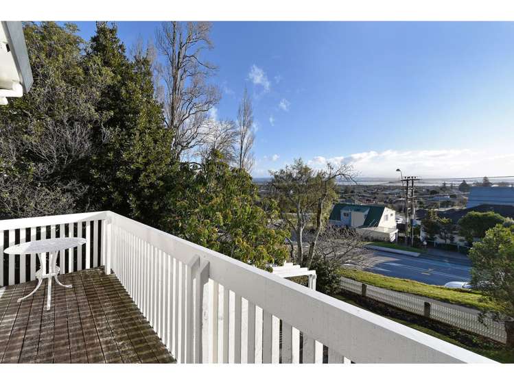 197 The Ridgeway Stoke_0