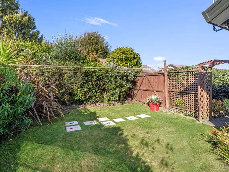 4/51 Neill Street Hornby_19