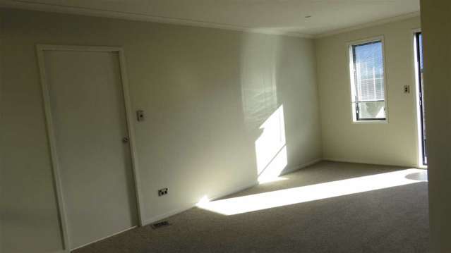 5/99 Lake Road Frankton_2