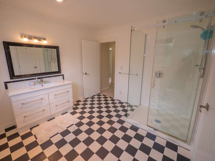 22 Pohutukawa Drive Cable Bay_15