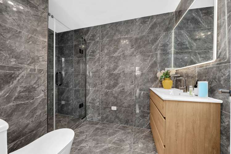 20 Mairehau Street Westgate_14