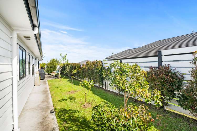 8 Stace Hopper Drive One Tree Point_6