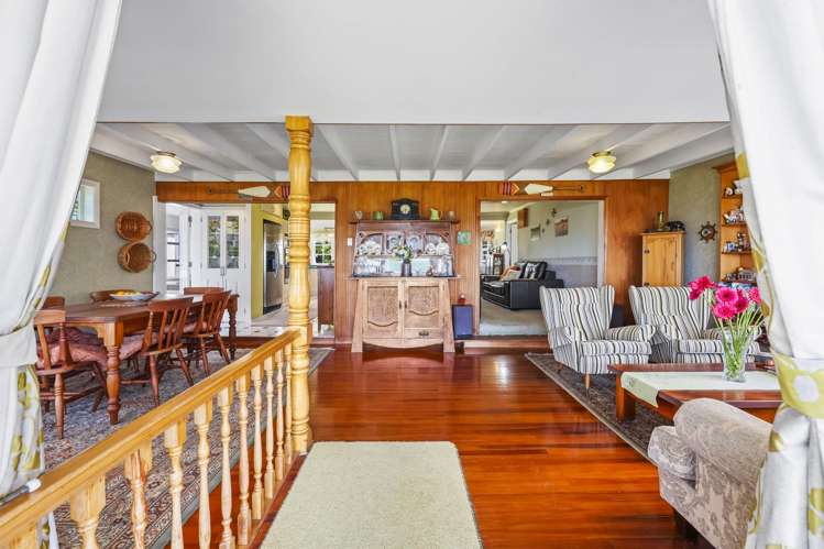 55 Torkar Road Clarks Beach_13