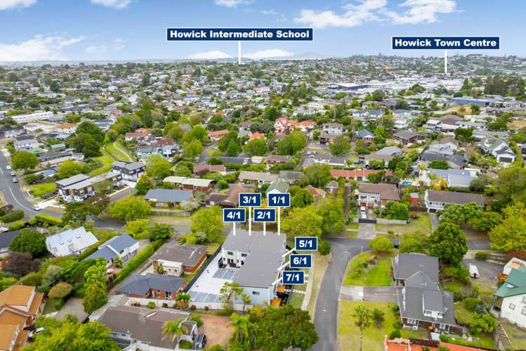 2/1 Photinia Place Botany Downs_12