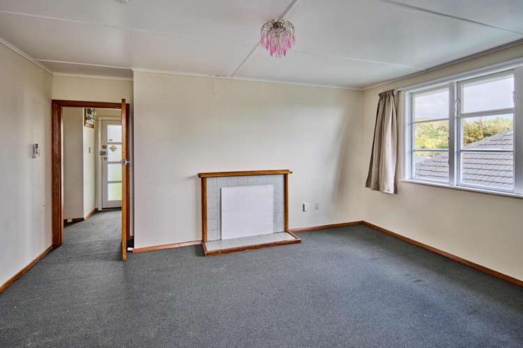 14 Cumberland Grove Cannons Creek_2