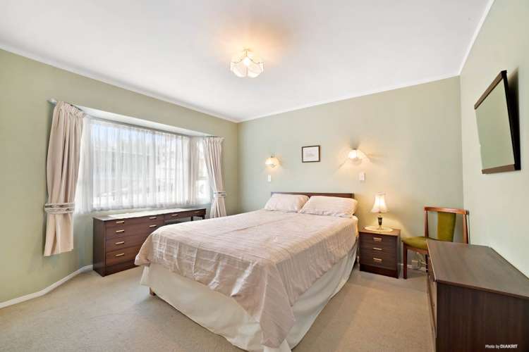 2/27 Vauxhall Road Devonport_5