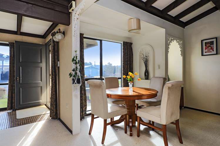 27 Donegal Crescent Tamatea_9