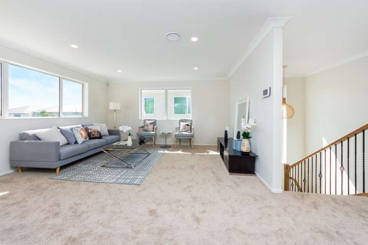 70 Donegal Park Drive Flat Bush_10