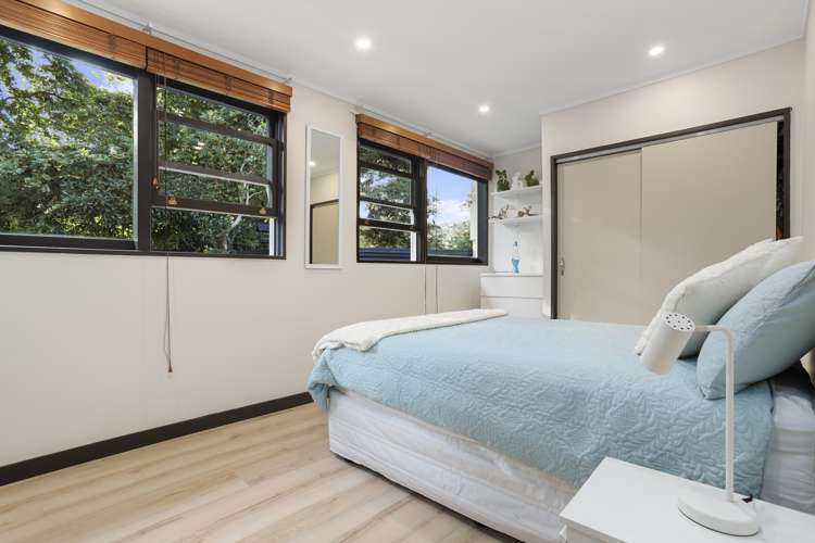 102 Huia Road Titirangi_19