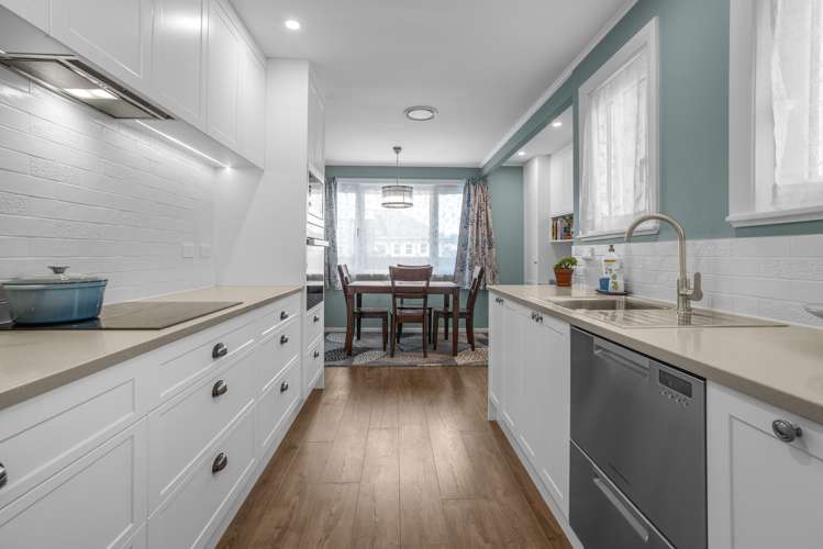 138 Reynolds Street Taita_7