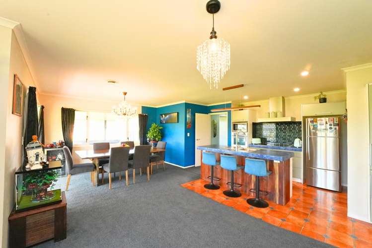 16 McCutchan Road Otakiri_7