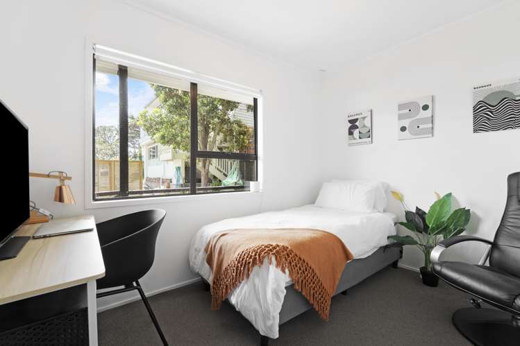 58B Aeroview Drive Beach Haven_7