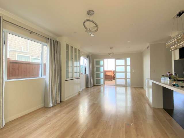 135 Thomas Road Flat Bush_2