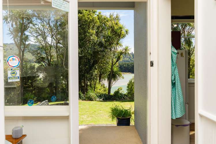 10 Crescent Street Purakaunui Inlet_17