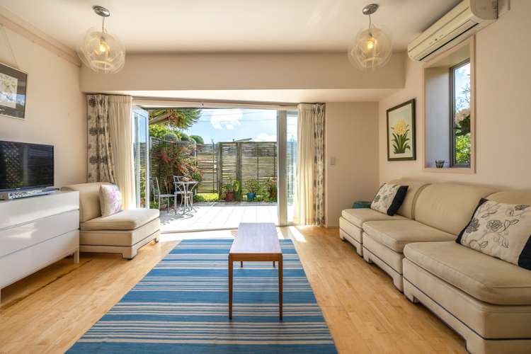 6/136 Ocean View Road Oneroa_8