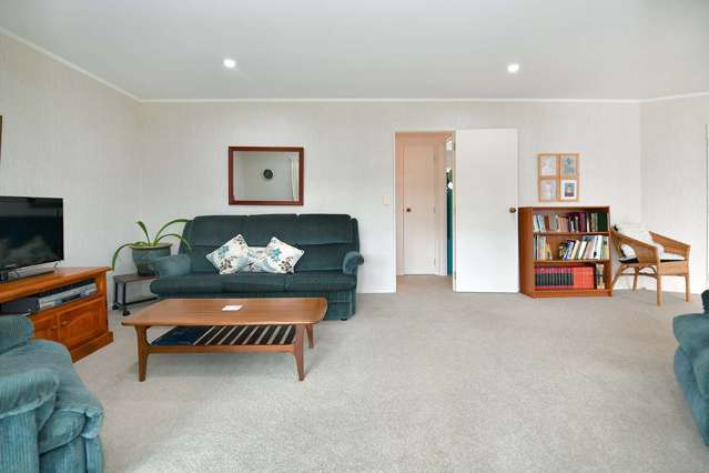 129 Florence Avenue Orewa_4