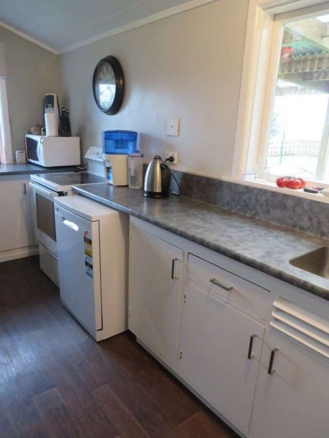 53 Kimberley Road Levin_2