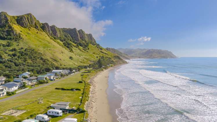 15 John Ross Place Kairakau Beach_15