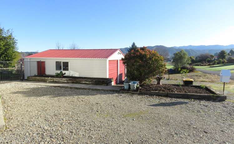 31 Coal Street Reefton_16