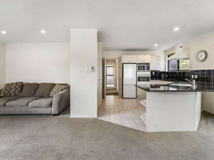 35 Rehia Road Massey_8