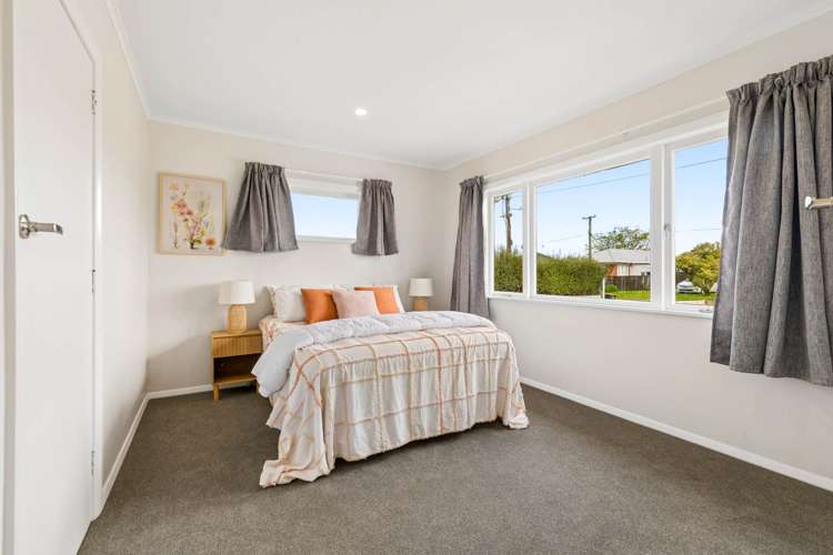 72 Sutton Crescent Papakura_9