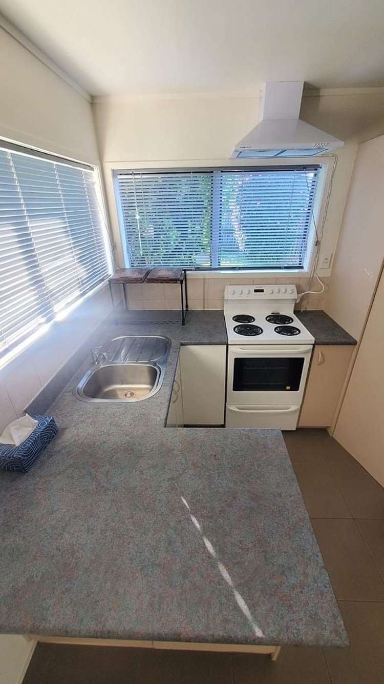 1/21 Target Road Totara Vale_12