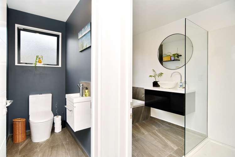 15 Colin Laloli Place Wigram_16