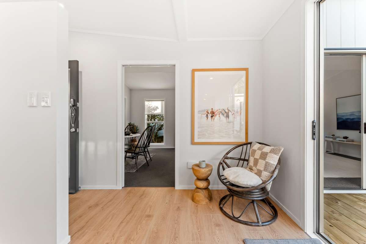 640 Whangaparaoa Road_5