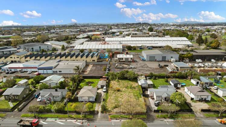 37 Rifle Range Road Dinsdale_10