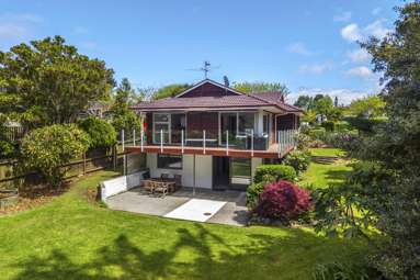 48 Carnoustie Drive_1
