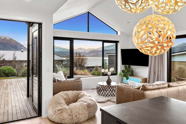 39 Farrant Drive Wanaka_1