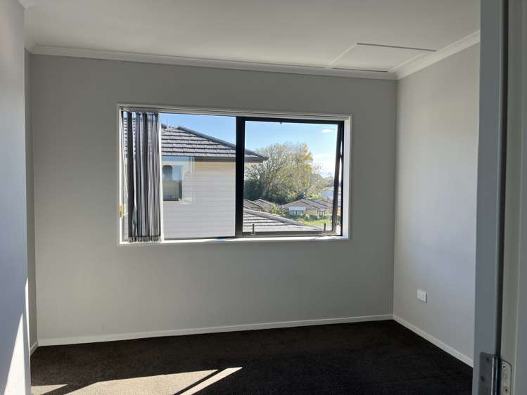 8/30 Calvert Ave Mangere East_13