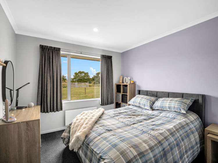 33B Devils Bridge Road Weston_19