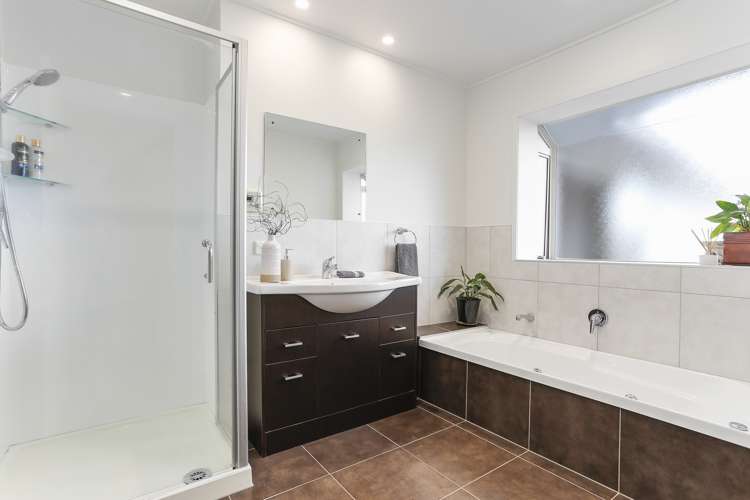 6 Skilling Place Farm Cove_16