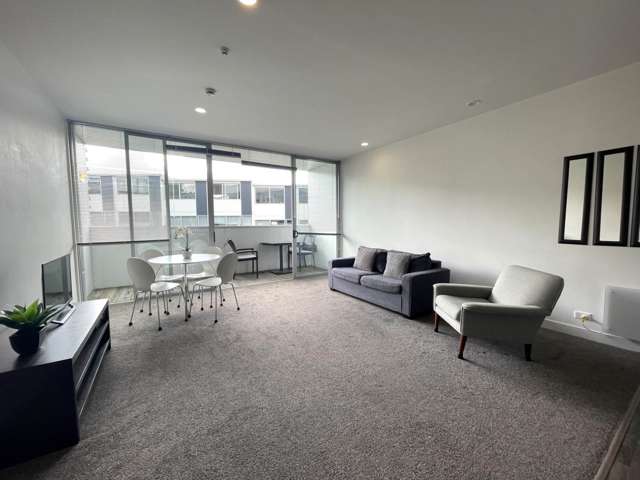 2a/10 Fisher-Point Drive Auckland Central_1