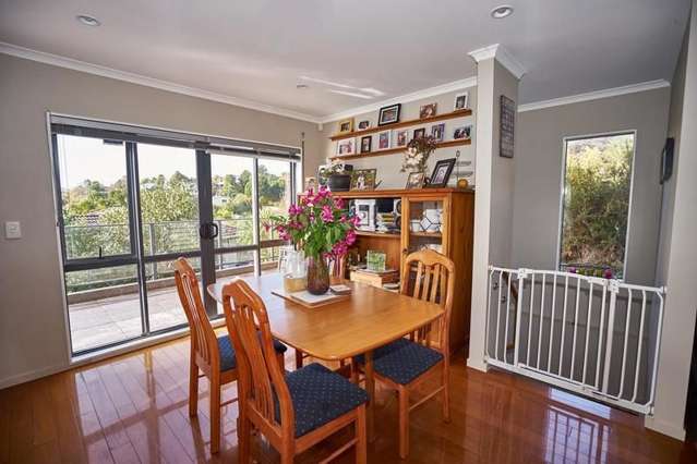 68 Roberta Crescent Orewa_3