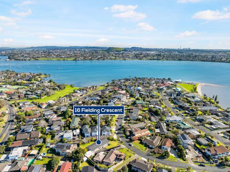 16 Fielding Crescent Farm Cove_17