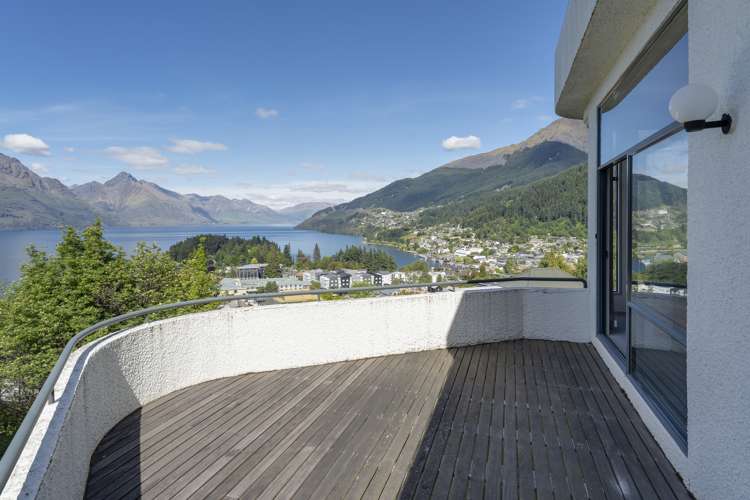 5 Edinburgh Drive Queenstown_11