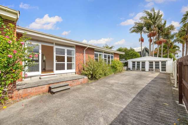 1/26 & 2/26 Warwick Street Western Springs_3
