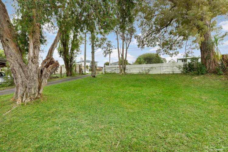 1/25 Drome View Place Beach Haven_20