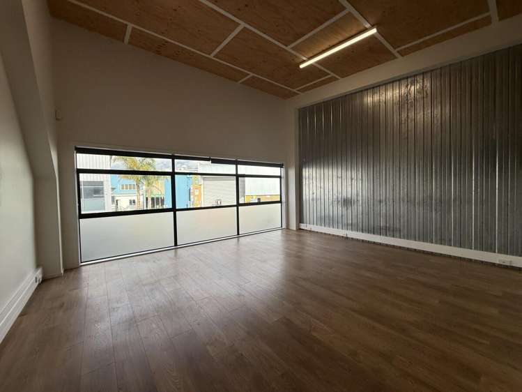 4/16 Wookey Lane Kumeu_4